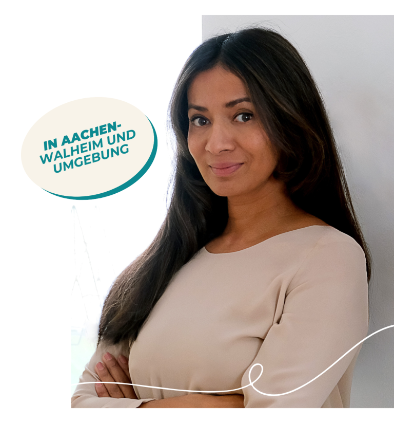 Profilbild Laura Lensing Frau mit langen, dunklen Haaren lächelt freundlich, trägt ein helles Oberteil. Frau Lensing ist Alltagsbegleiterin und Demenzbegleiterin.